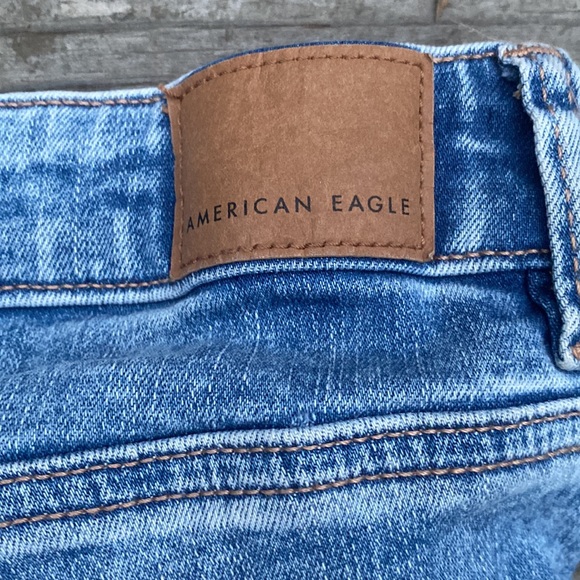 American Eagle super high rise jegging crop distressed light blue size 0 - Picture 7 of 7